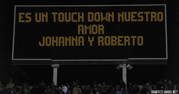 Es un touch down nuestro amor
                Johanna y Roberto