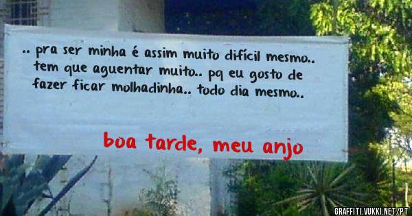 .. pra ser minha é assim muito difícil mesmo.. tem que aguentar muito.. pq eu gosto de fazer ficar molhadinha.. todo dia mesmo..
