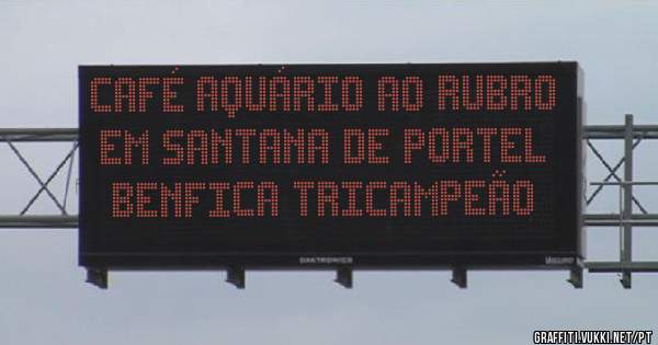 Café Aquário ao rubro em Santana de Portel Benfica Tricampeão