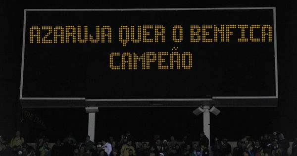 AZARUJA QUER O BENFICA CAMPEÃO