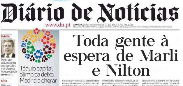 Toda gente à espera de Marli e Nilton