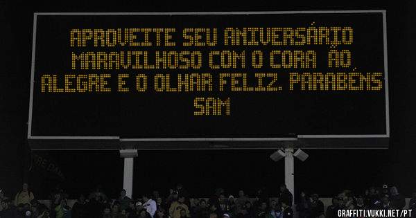Aproveite seu aniversário maravilhoso com o coração alegre e o olhar feliz. Parabéns   SAM