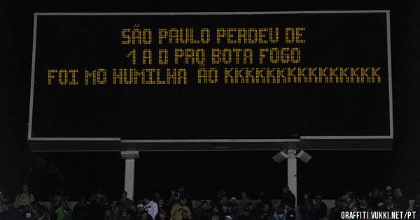 São Paulo perdeu de 1 a 0 pro Bota fogo foi mo humilhação kkkkkkkkkkkkkkk
 
