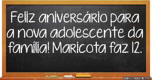 Feliz aniversário para a nova adolescente da família! Maricota faz 12.