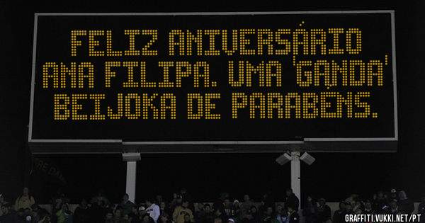 Feliz aniversário Ana Filipa. Uma 'ganda' beijoka de parabéns.