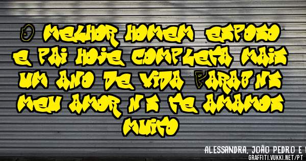 O melhor homem, esposo e pai hoje completa mais um ano de vida! Parabéns meu amor nós te amamos muito!

