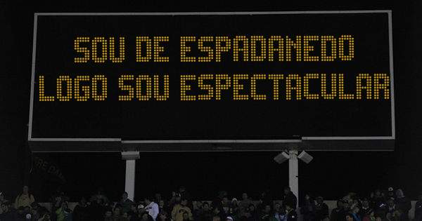 Sou de Espadanedo 
Logo sou espectacular